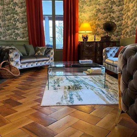 Le Clos Du Tulipier *